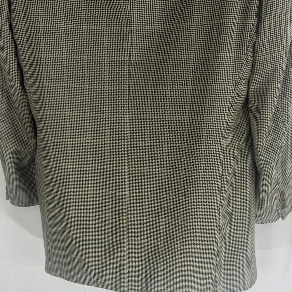 Armani Collezioni Tan Plaid Blazer Size 42R